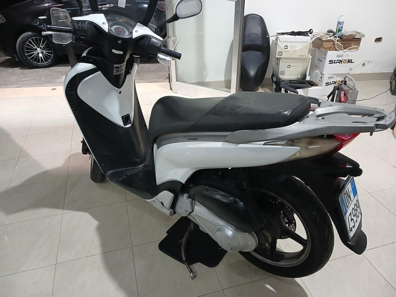 SH 125 GARANTITO 12 MESI