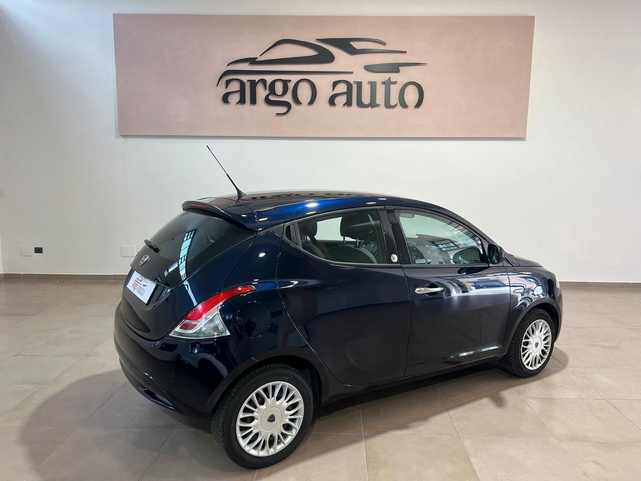 Lancia Ypsilon 1.2 69 CV 5 porte GPL Ecochic Gold