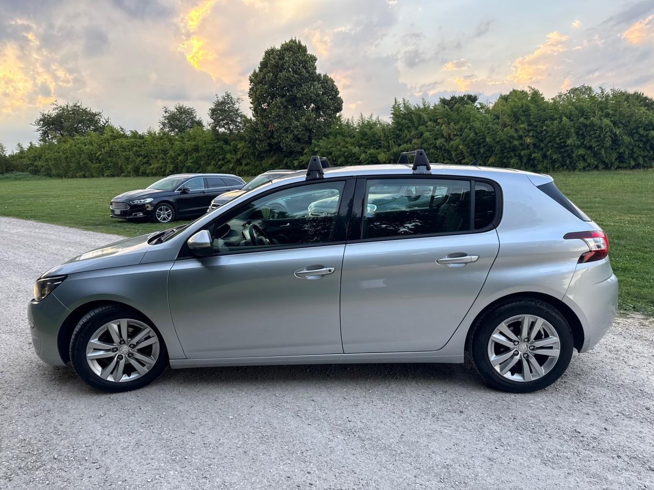 Peugeot 308 BlueHDi 100 S&S Active