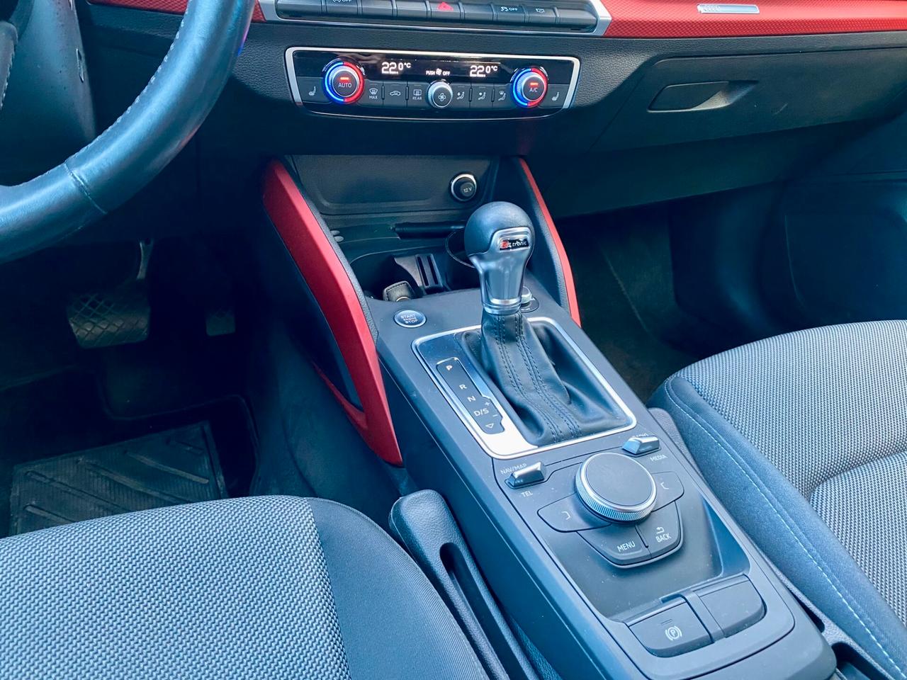 Audi Q2 30 1.6 tdi S line Edition s-tronic 116cv GANCIO TRAINO