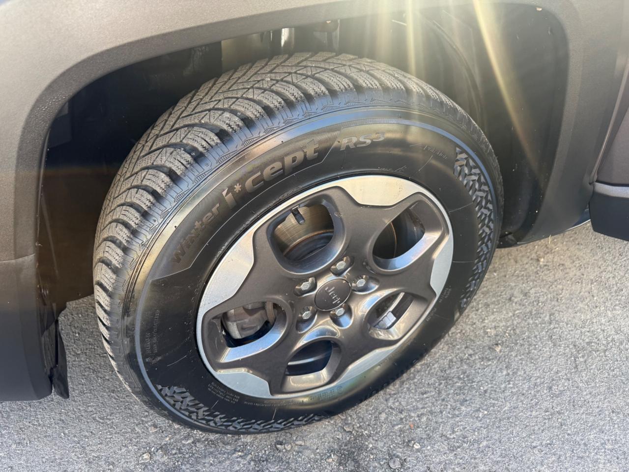 Jeep Renegade 1.6 Mjt 120 CV Longitude Perfetta
