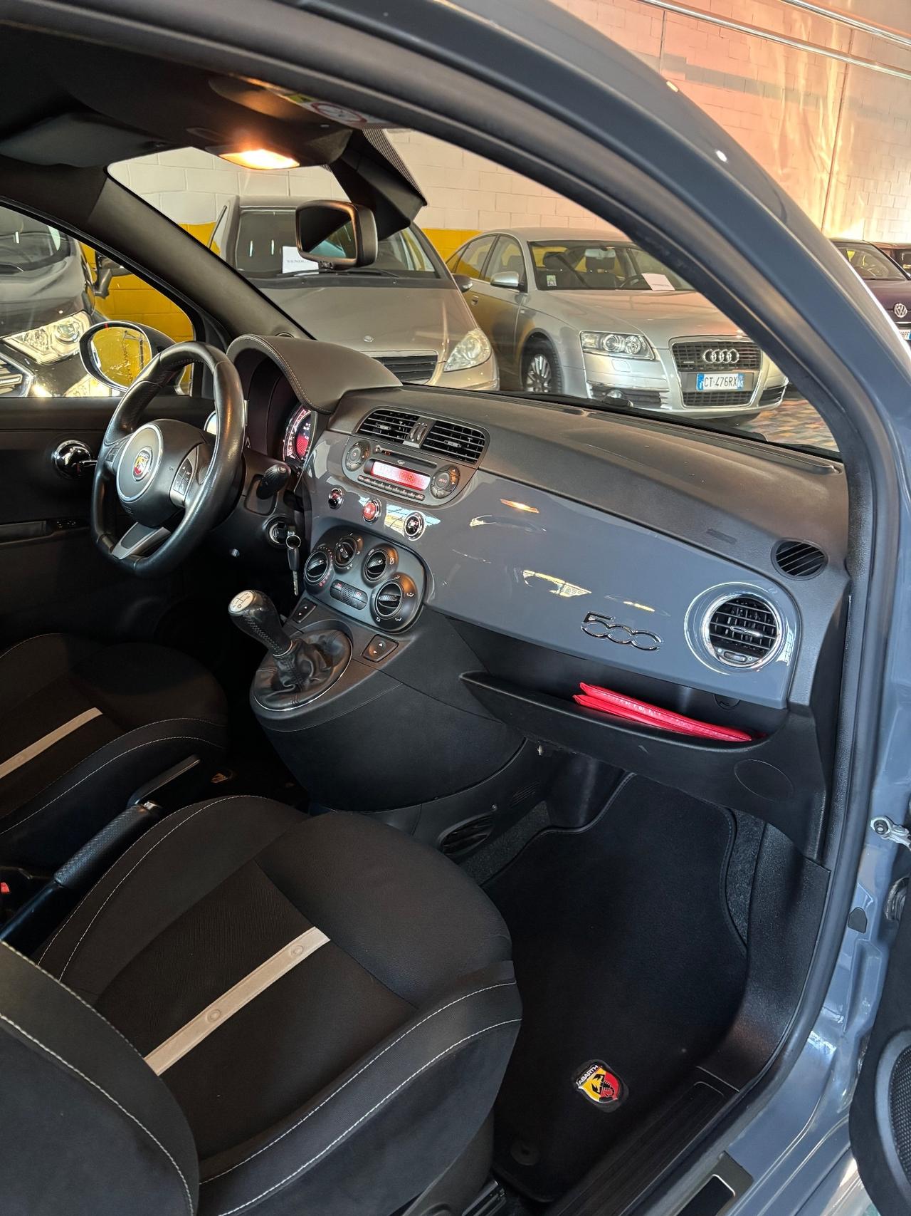 Abarth 595 1.4 Turbo T-Jet 135CV Custom