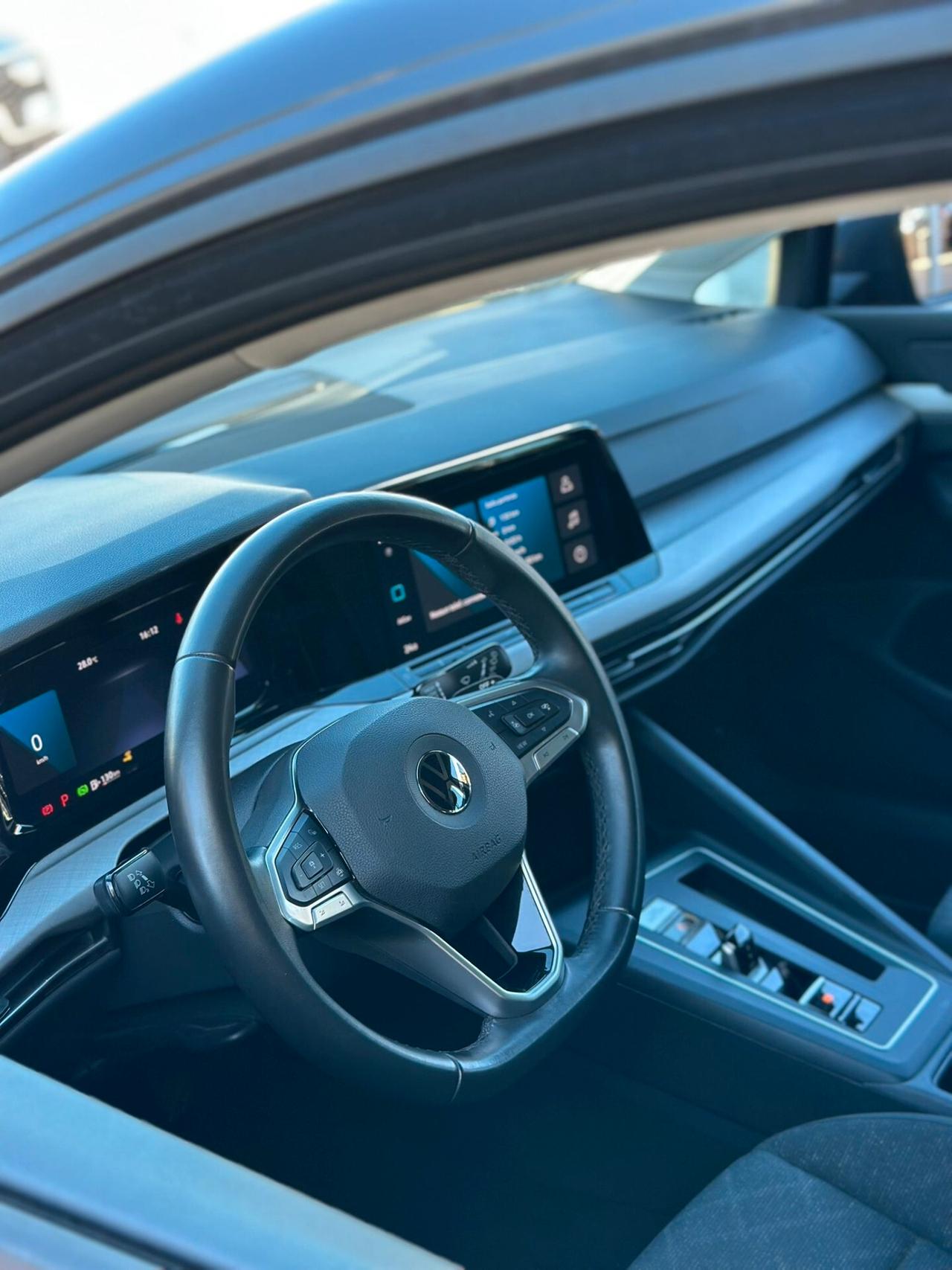 Volkswagen Golf 1.0 eTSI EVO DSG Life - 2021