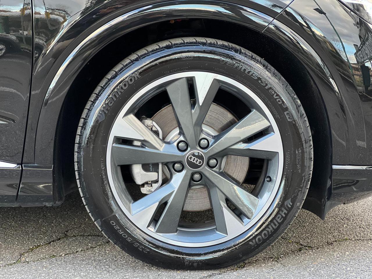 Audi Q4 e-tron 45 S line edition quattro 286cv