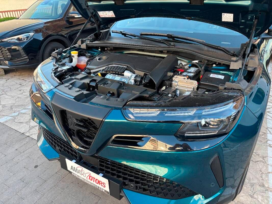 Alfa Romeo Junior 1.2 ibrida Speciale 145cv edct6