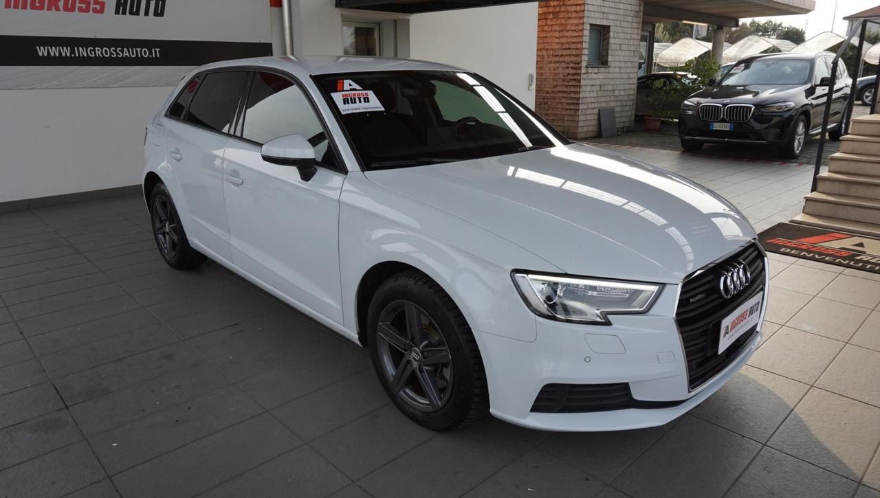 Audi A3 SPB 40 TDI quattro S tronic Business