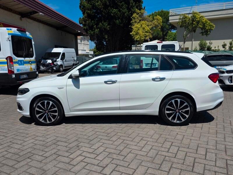 FIAT Tipo (2015-->) Tipo 1.4 T-Jet 120CV GPL SW...