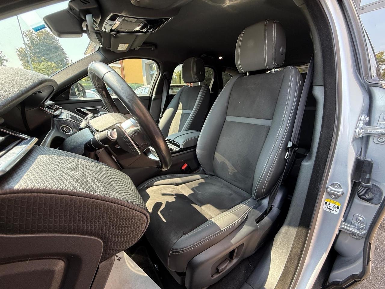 Land Rover Range Velar 3.0D V6 300 CV R-Dynamic HSE