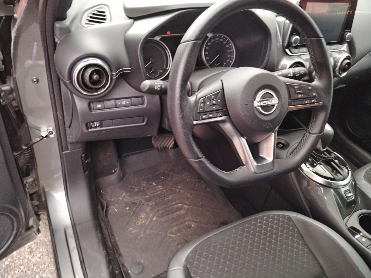 Nissan Juke N-Connecta 1.6 HEV  #5742