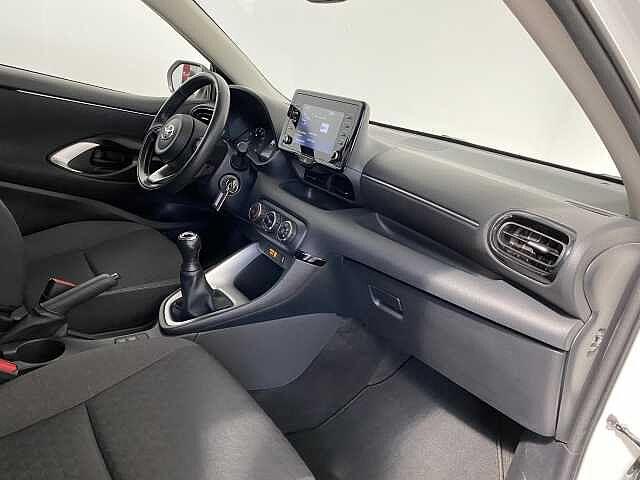 Toyota Yaris 1.0 5 porte Active