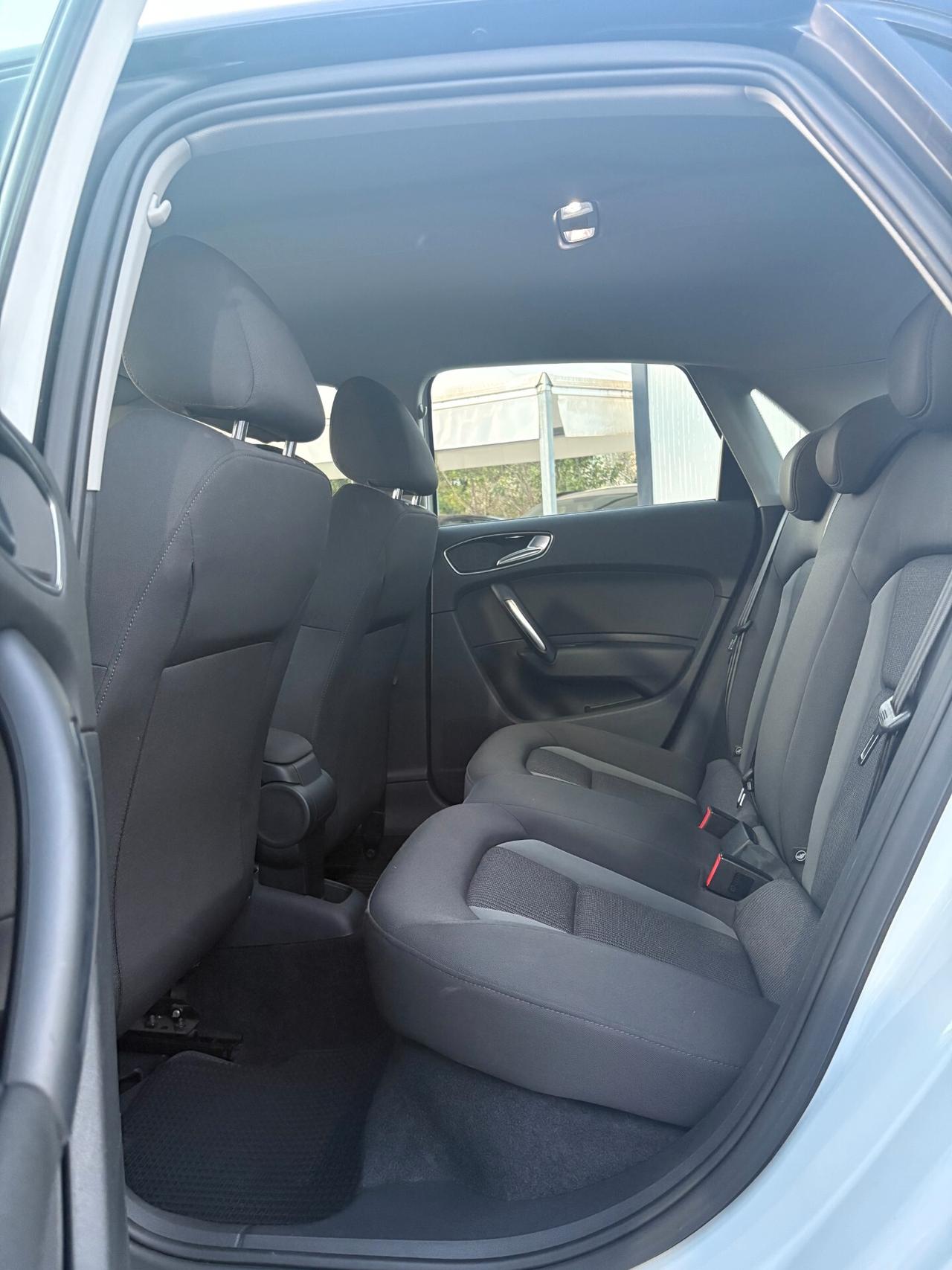 Audi A1 Sline 1.6 TDI 116 CV Metal plus