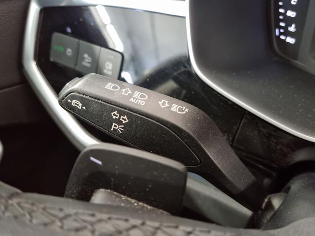 AUDI Q3 35 TFSI S tronic Business Advanced