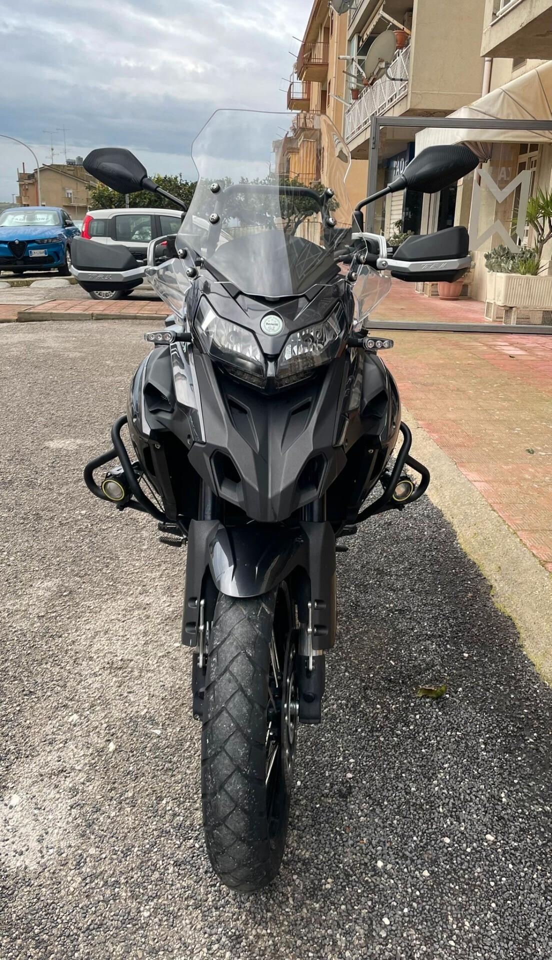 MOTO BENELLI 502X Adventure-tourer 2023