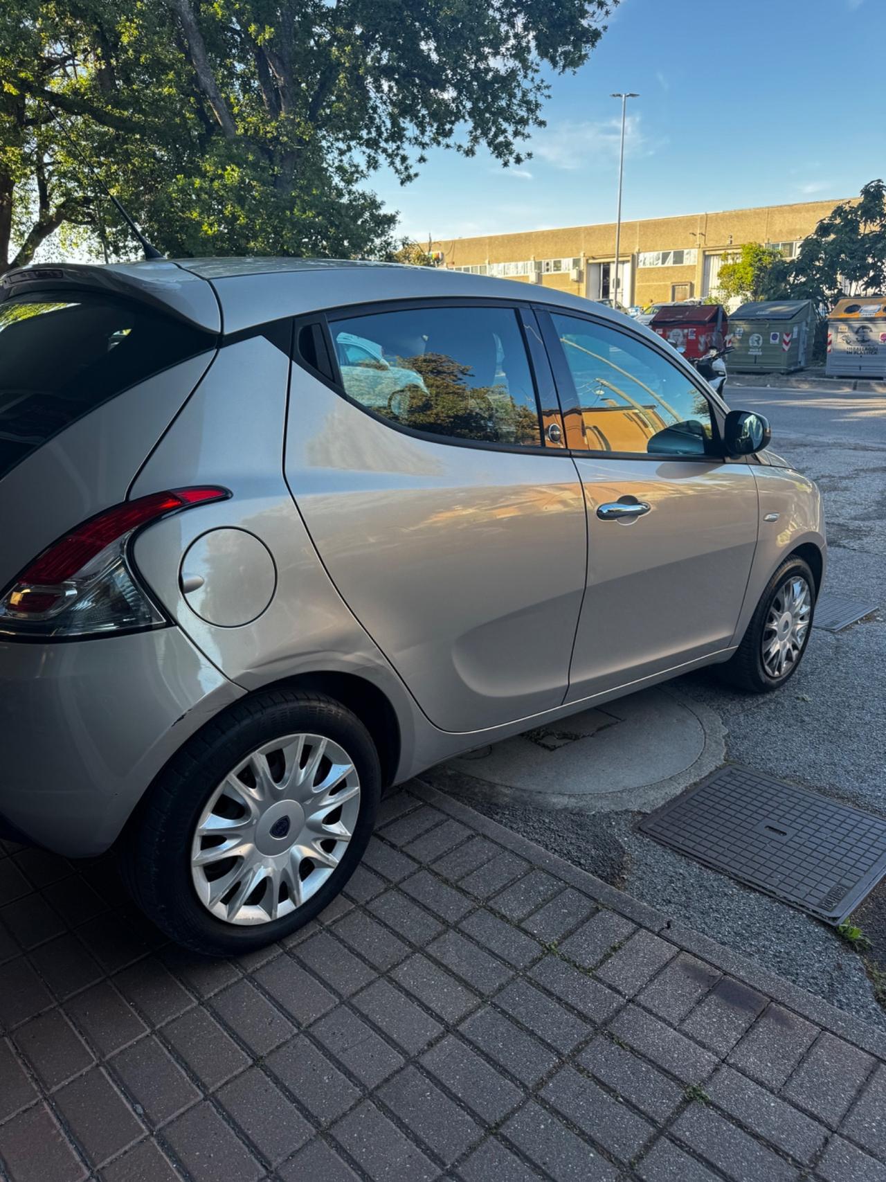 Lancia Ypsilon 1.4 Unyca Ecochic GPL