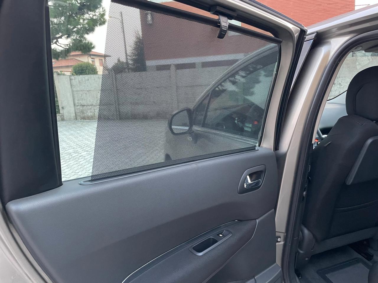 Peugeot 5008 1.6 VTi 120CV Tecno 7 POSTI PERFETTO!!