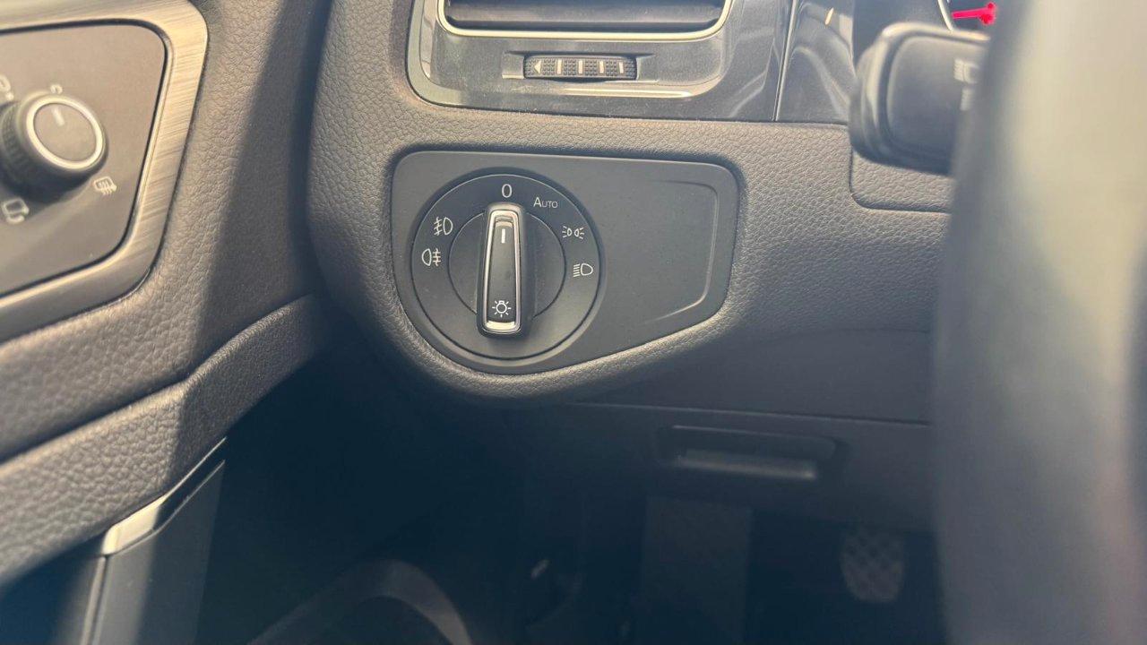 Volkswagen Golf 1.6 Tdi Highline 115 Cv.