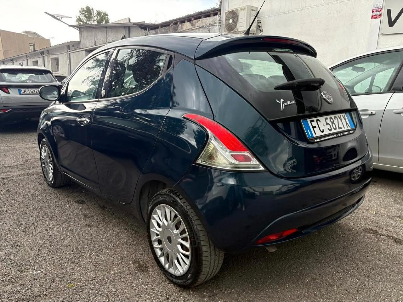 Lancia Ypsilon 1.2 69 CV 5 porte GPL Ecochic Gold