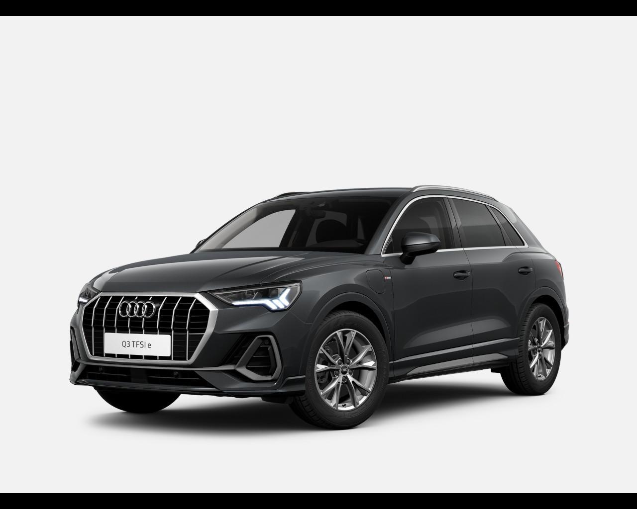 AUDI Q3 45 TFSIe S-TRONIC S-LINE EDITION