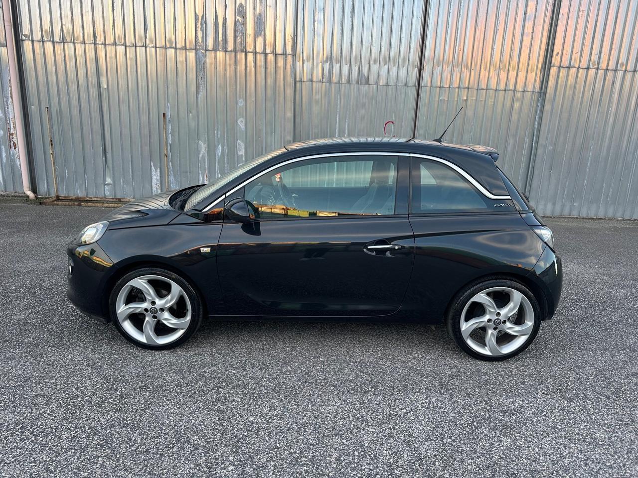 Opel Adam 1.4 87 CV GPL Tech Slam