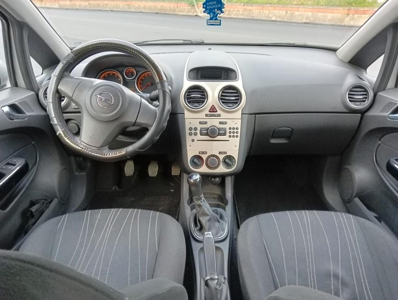 Opel Corsa 1.2 GPL