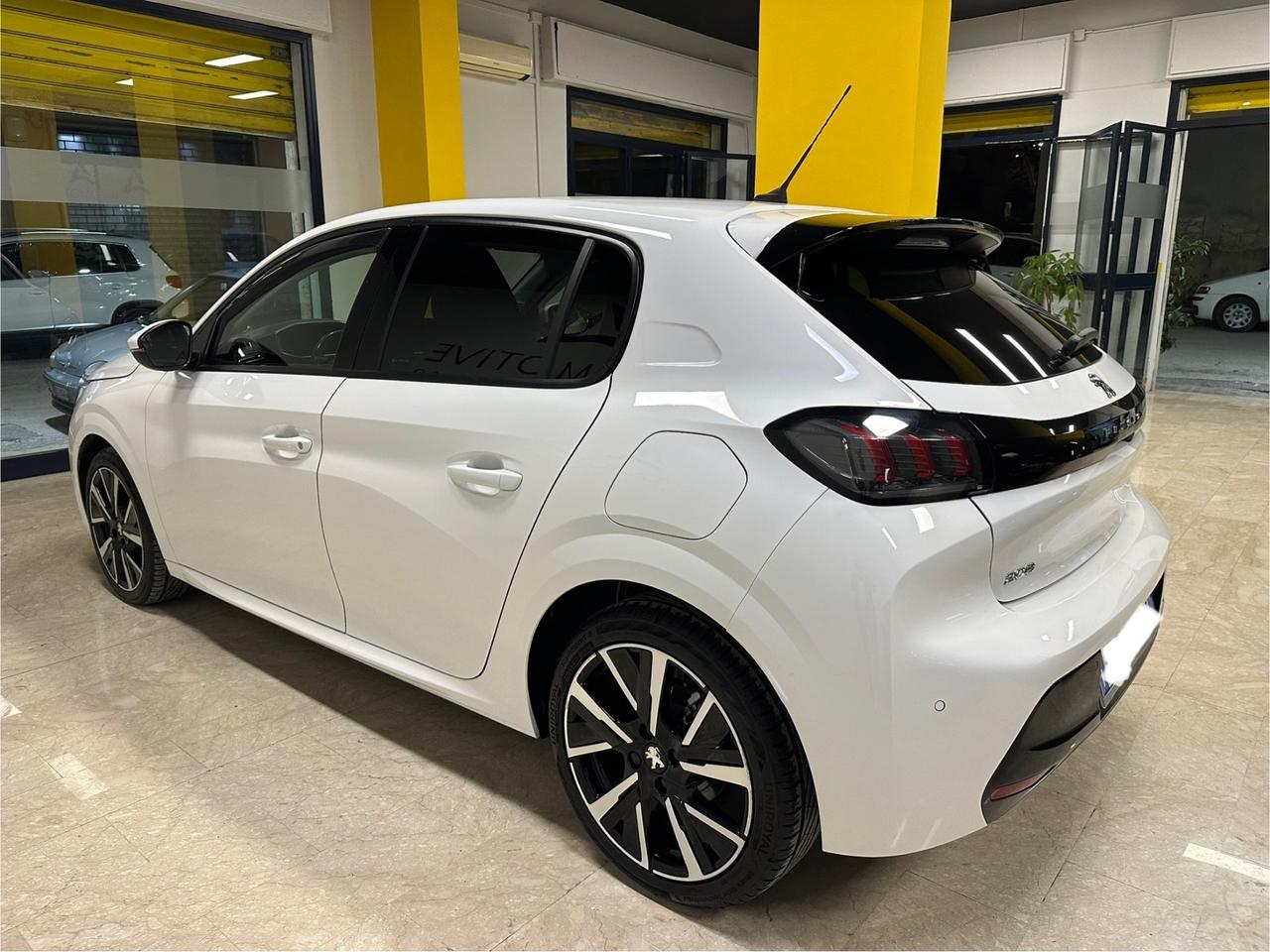 Peugeot 208 PureTech 100 Stop&Start 5 porte Allure