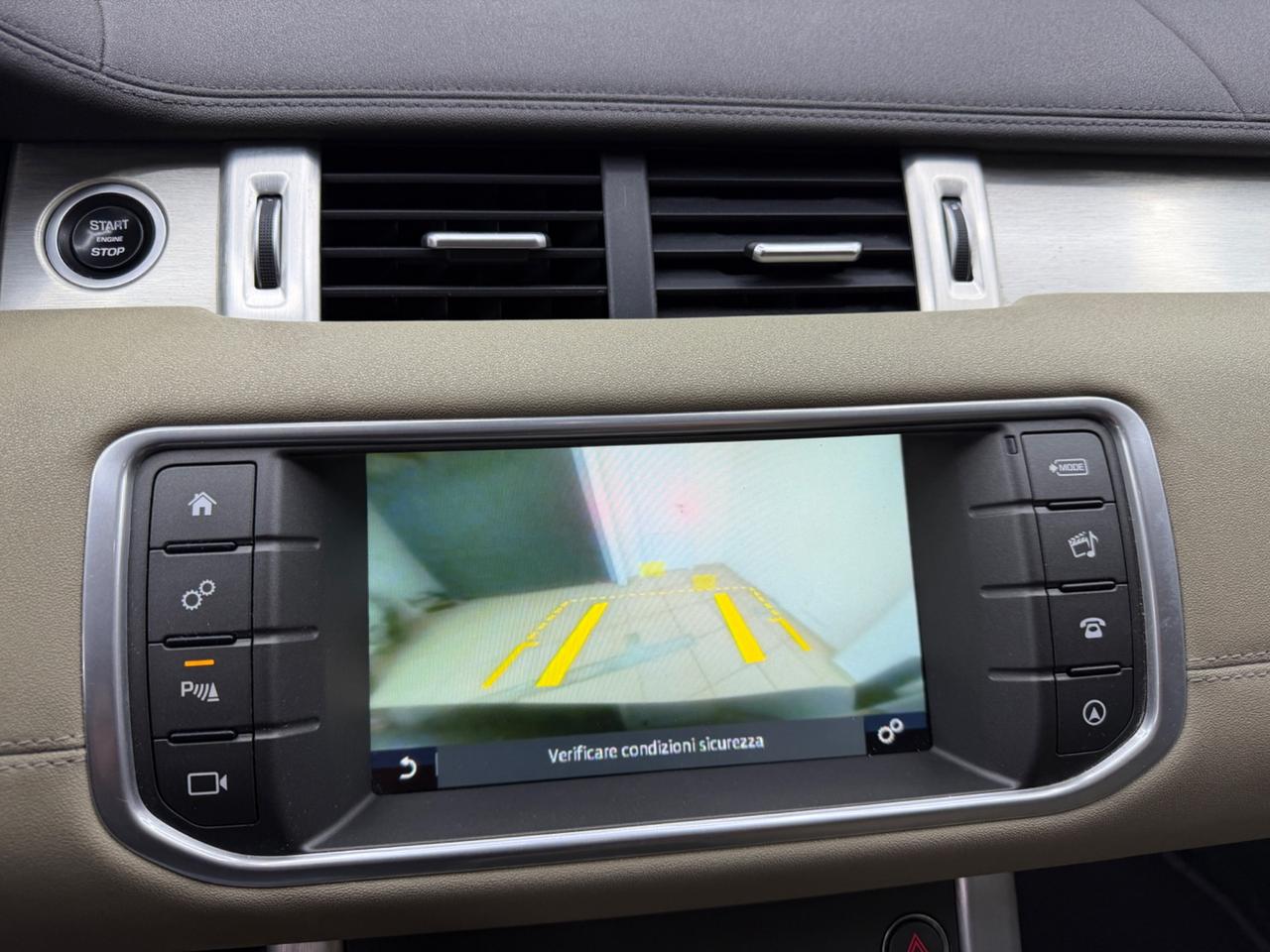 Land Rover Range Evoque 2.0 TD4 150 CV 5p. SE