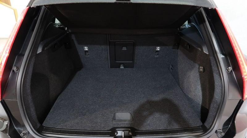 Volvo XC40 Recharge T4 Plug-in Hybrid auto Recharge Inscription Expression