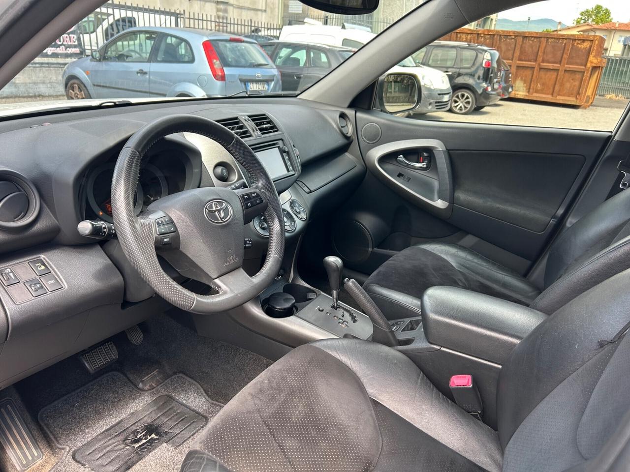 Toyota RAV 4 Style 2.2D 150cv full