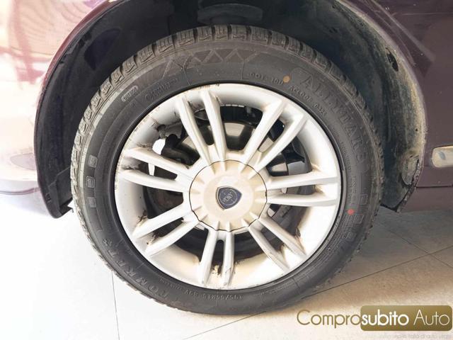 LANCIA Ypsilon 1.2 Platino