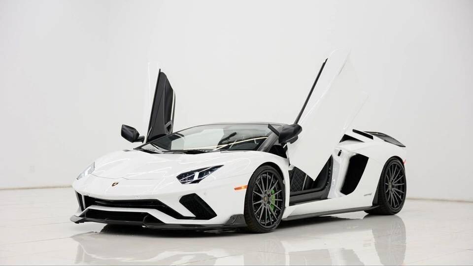 Lamborghini Aventador S6.5 V12 NOLEGGIO LUNGO TERMINE - LEASING FULL INCLUSIVE