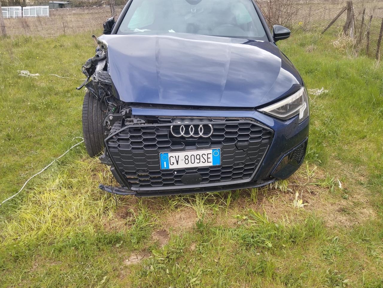 Audi A3 SPB 40 TFSI e S tronic line edition INCIDENTATAT