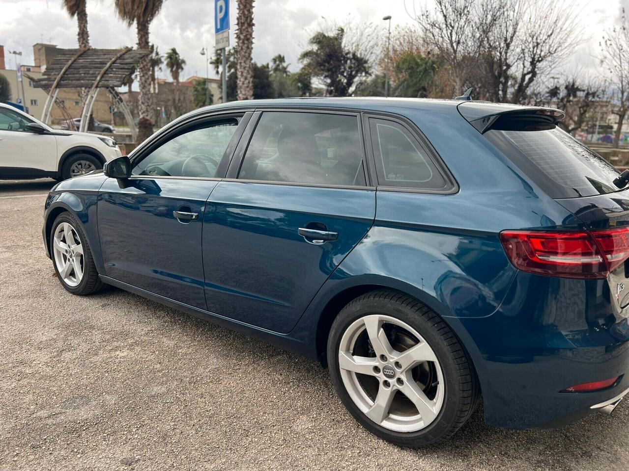 Audi A3 SPB 1.6 TDI S tronic Business