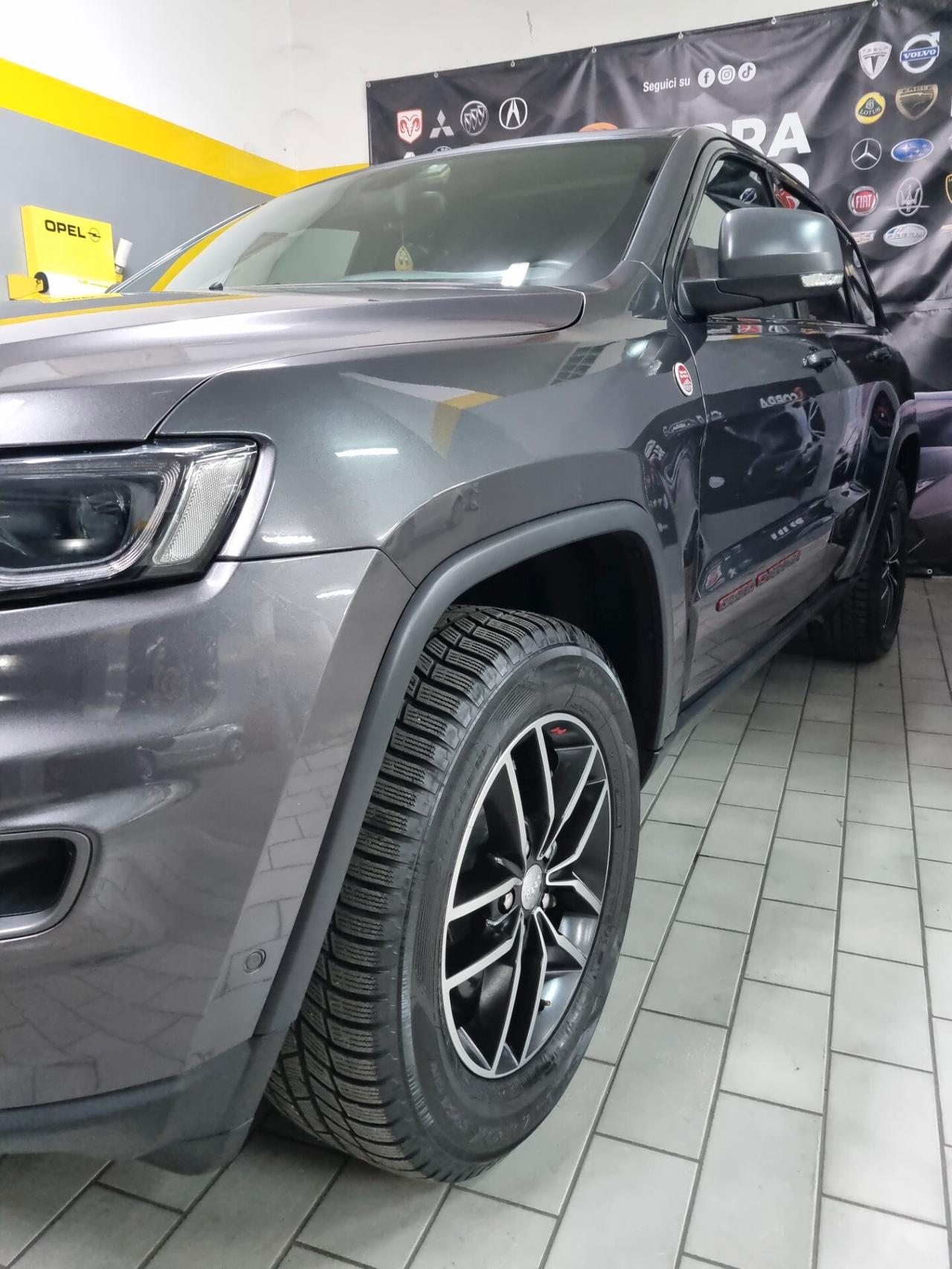 Jeep Grand Cherokee Grand Cherokee 3.0 V6 CRD 250 CV Multijet II Trailhawk