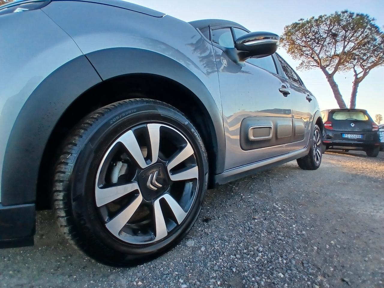 Citroen C3 PureTech 83 S&S Shine gpl*