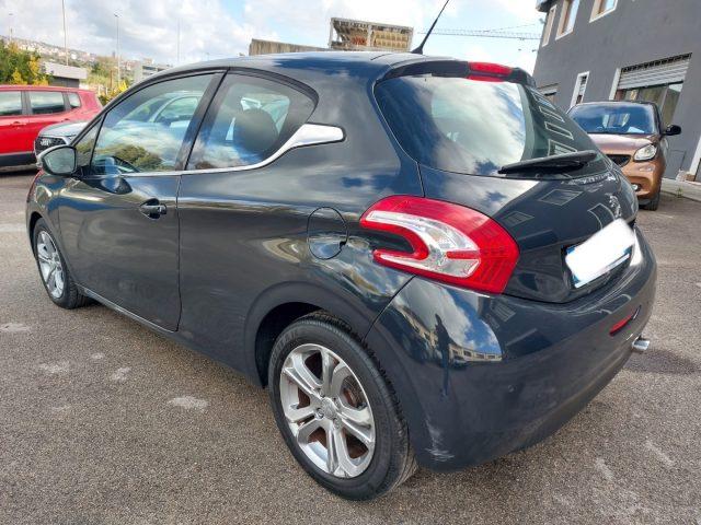 PEUGEOT 208 1.6 e-HDi 92 CV 3 porte