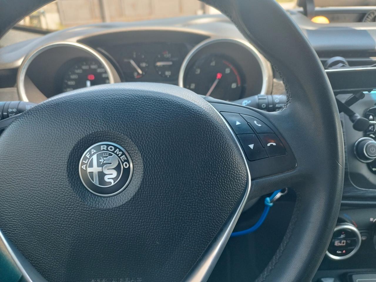 Alfa Romeo Giulietta 1.6 JTDM 120 CV SUPER