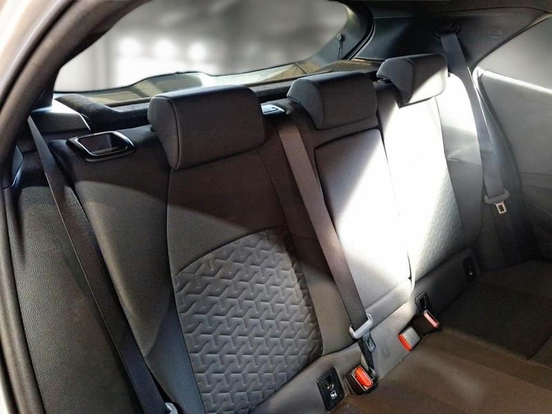 TOYOTA COROLLA 1.8 HYBRID BUSINESS 5 PORTE BERLINA