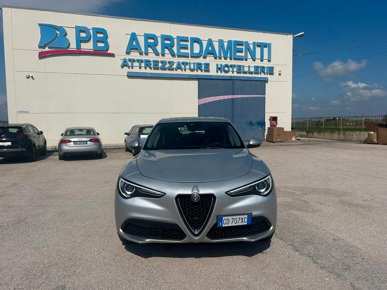 Alfa Romeo Stelvio 2.2 Turbodiesel AUTOCARRO 5 POSTI (N1) 160 CV AT8 RWD Business € 14.800 + IVA