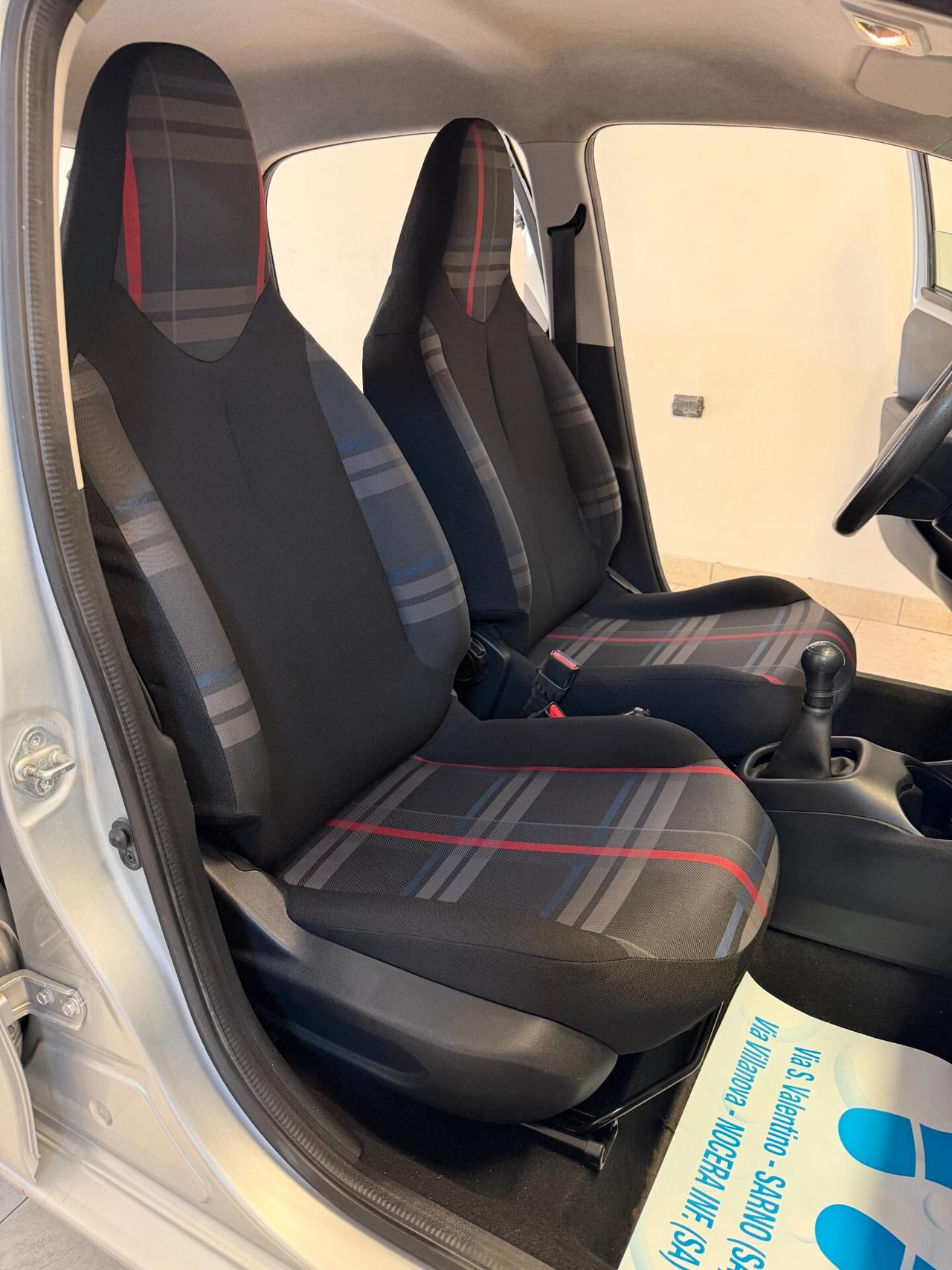 Peugeot 108 5P 1.0 68 CV Allure FULL OPT FRIZIONE NEOPATENTATI TAGLIANDATA