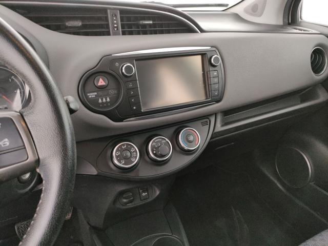 TOYOTA Yaris 1.0 5 porte Lounge