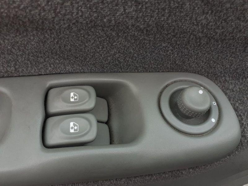 Renault Twingo 1.2i km 17.200 CERTIFICATI-1°PROP- INTROVABILE!! DA AMATORE