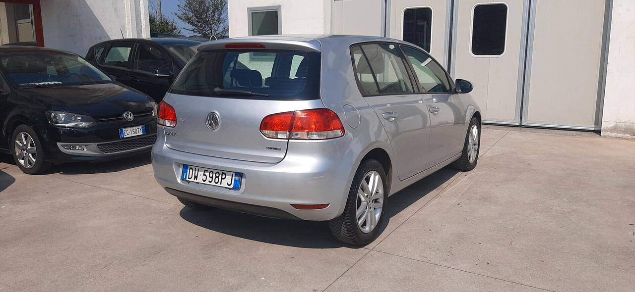 Volkswagen Golf 1.6 gpl benzina gpl valido 2029