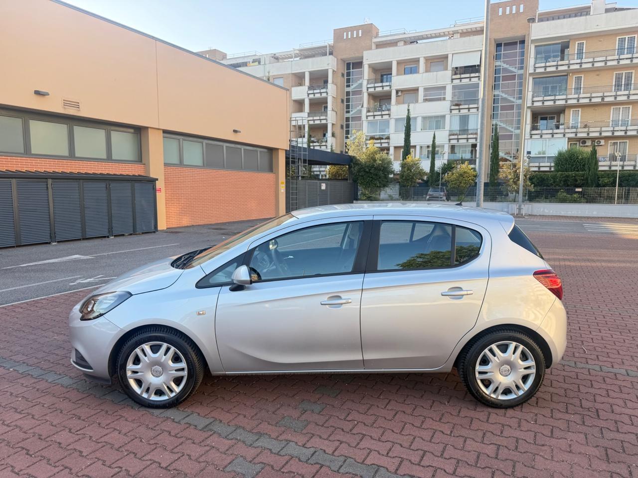 Opel Corsa 1.4 GPL Tech Advance 5p