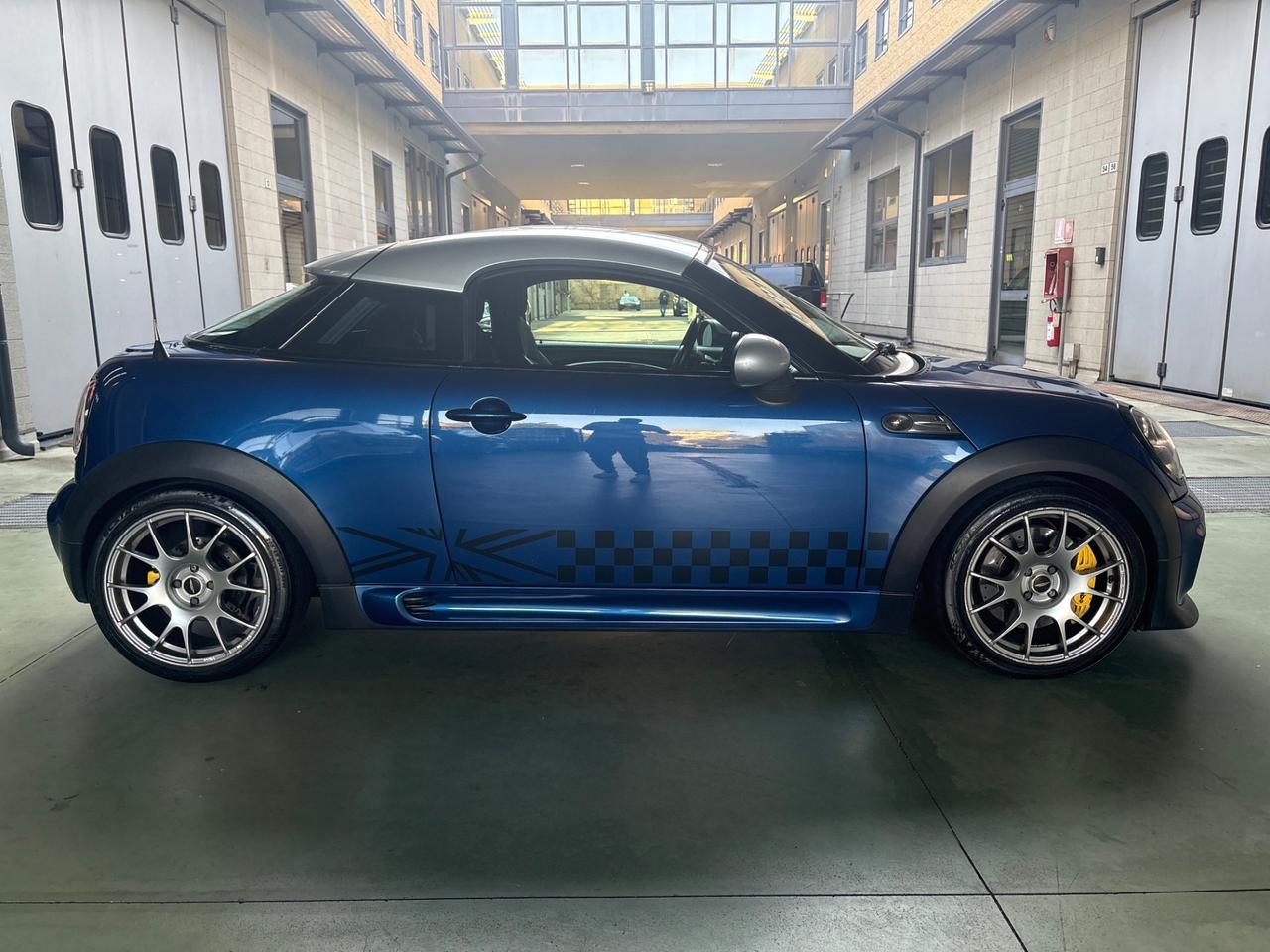 Mini Cooper Coupe 1.6 Coupé Allestimento John Works.