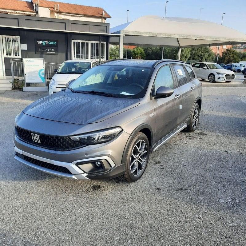 FIAT Tipo 1.0 SW Cross