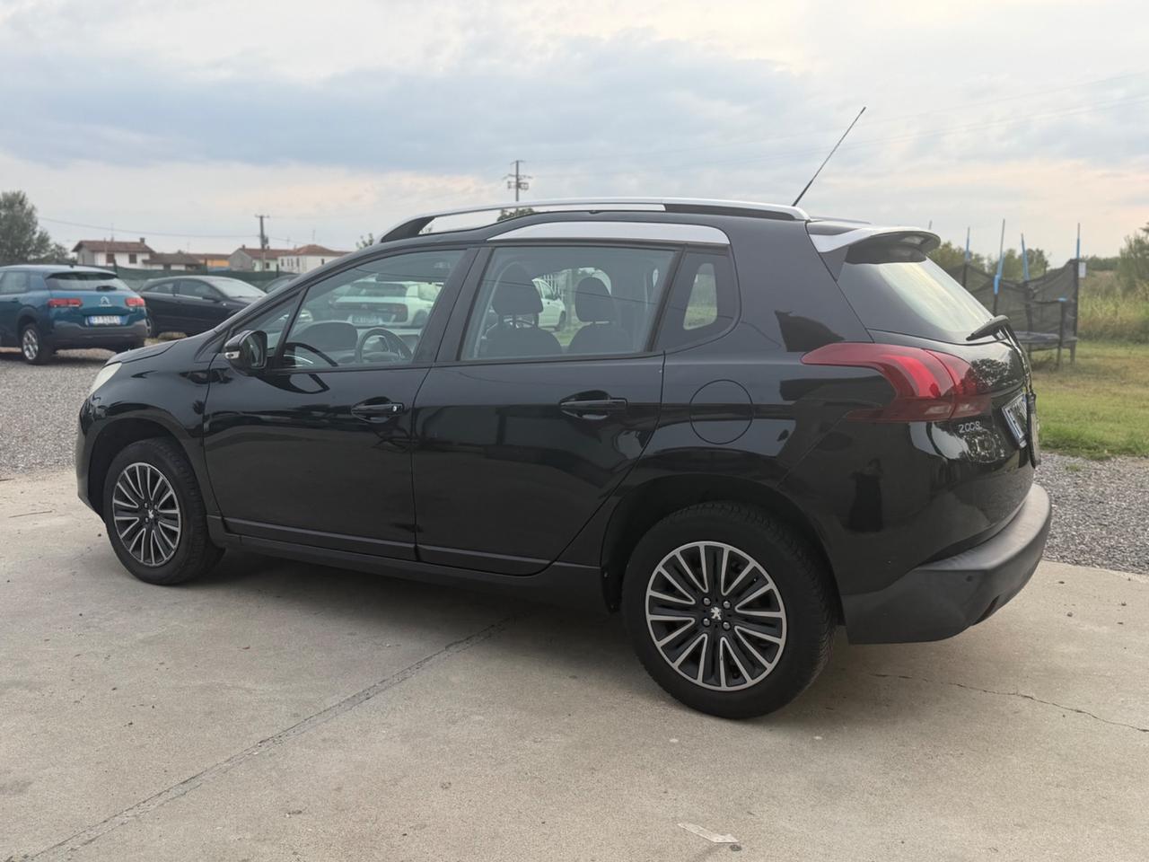 Peugeot 2008 PureTech 82 Active
