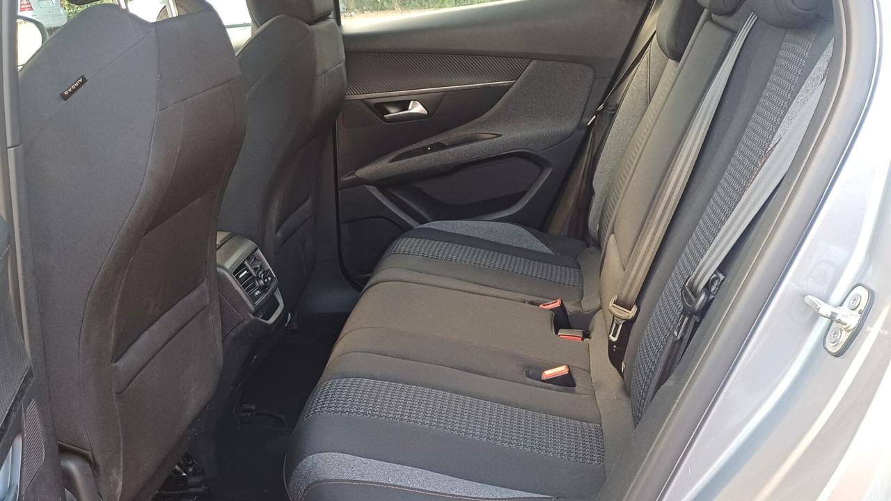 Peugeot 3008 BlueHDi 130 S&S Active