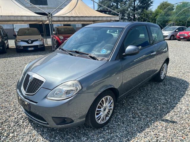Lancia Ypsilon 1.2 Argento