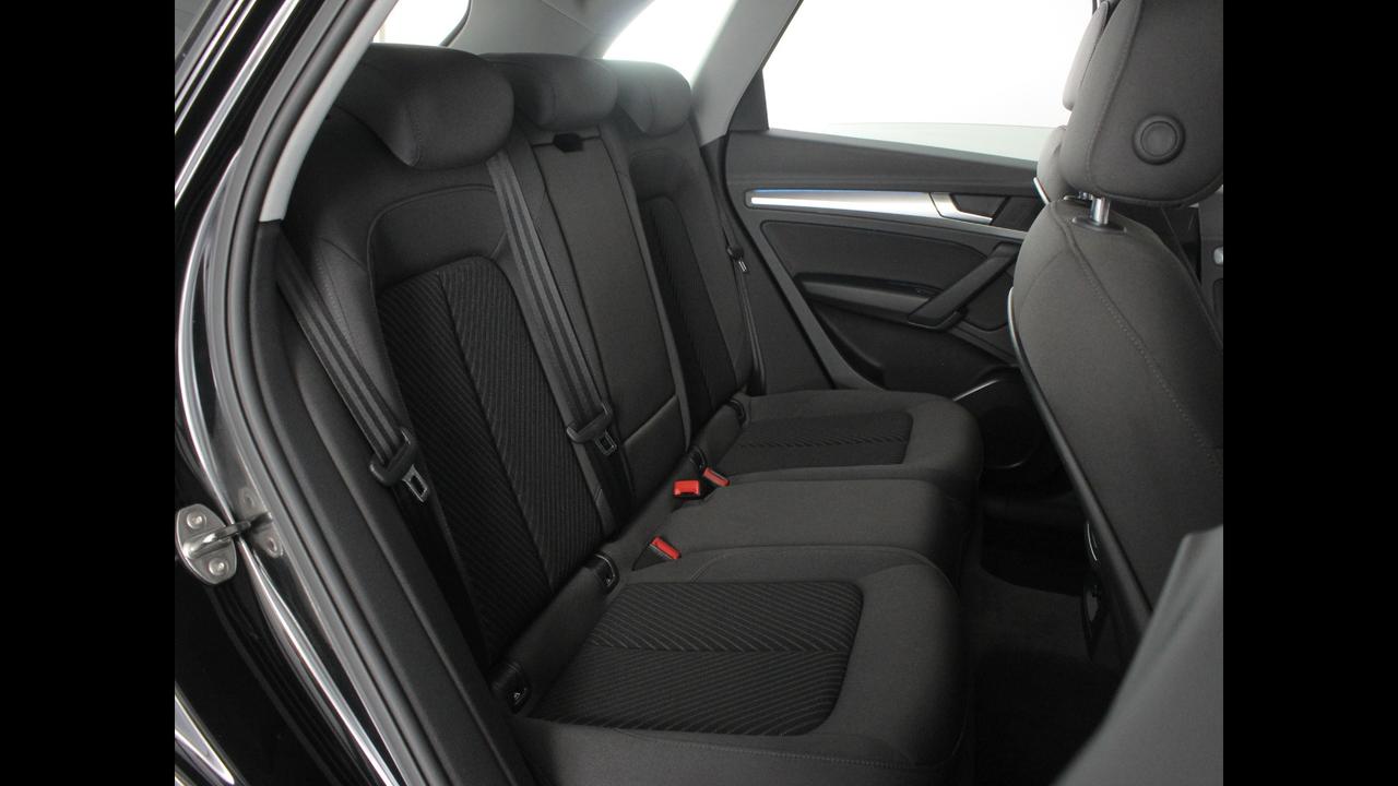 AUDI Q5 II 2020 - Q5 40 2.0 tdi mhev 12V Business quattro s-troni