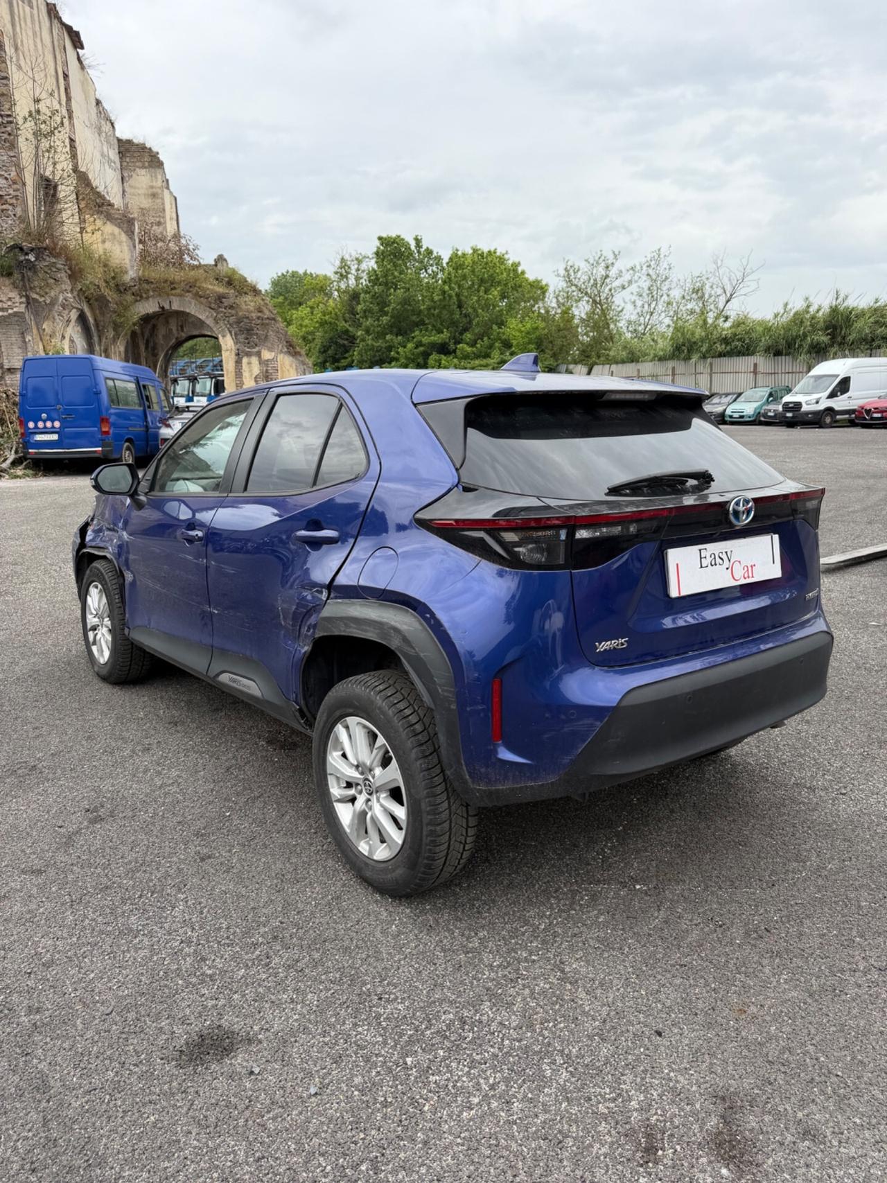 Toyota Yaris Cross 1.5 Hybrid SINISTRATA